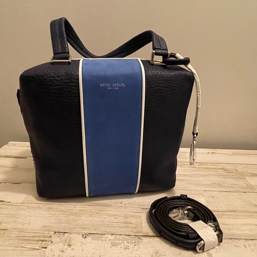 Henri Bendel Cadeau Navy Leather Crossbody Purse BRAND NEW NWT